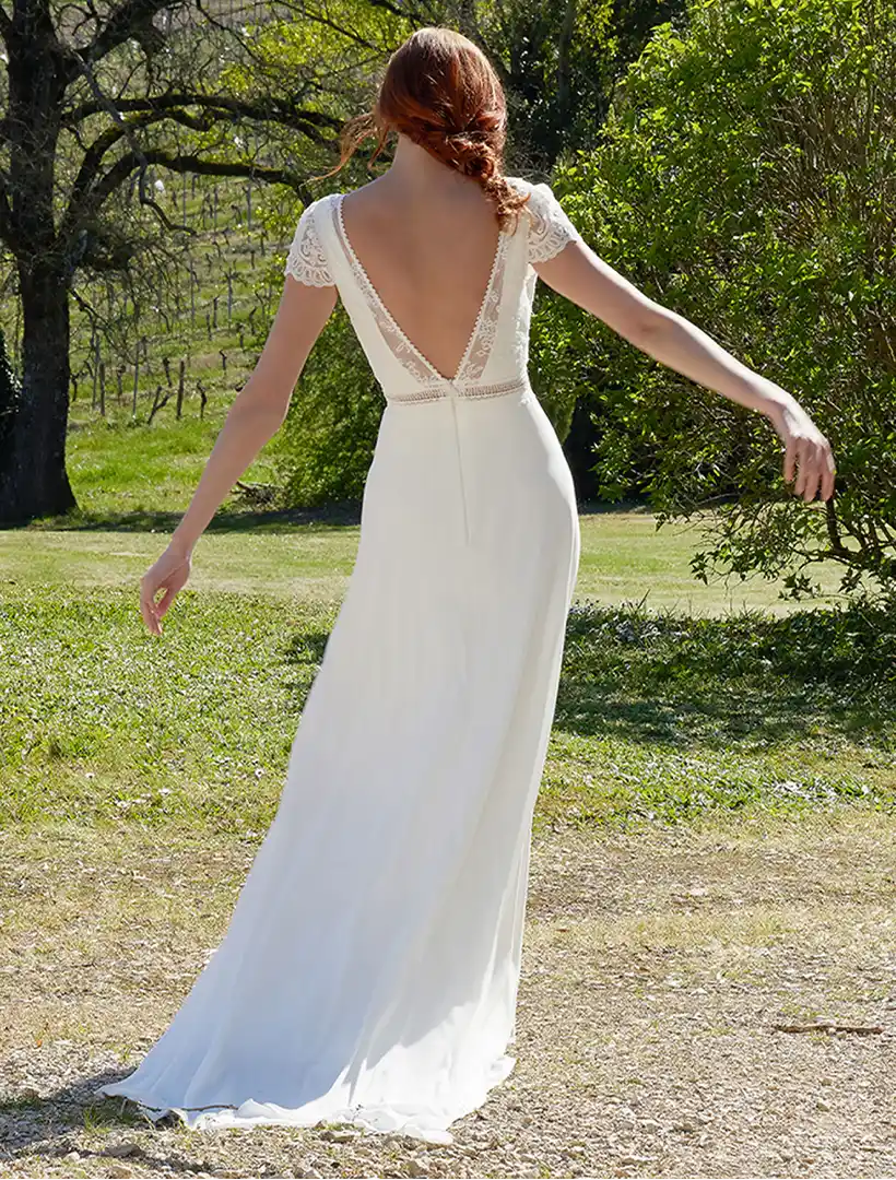 ALMA, Robe de mariée CRÉATIONS BOCHET à Mâcon