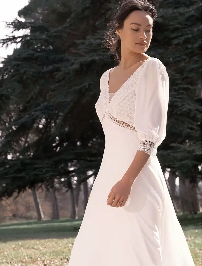 AMARENA, Robe de mariée CRÉATIONS BOCHET à Mâcon