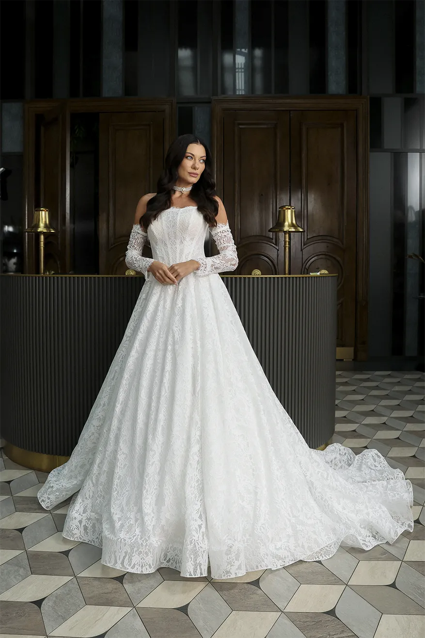 Alexandra, Robe de mariée CHRISTINA BRIDAL à Mâcon
