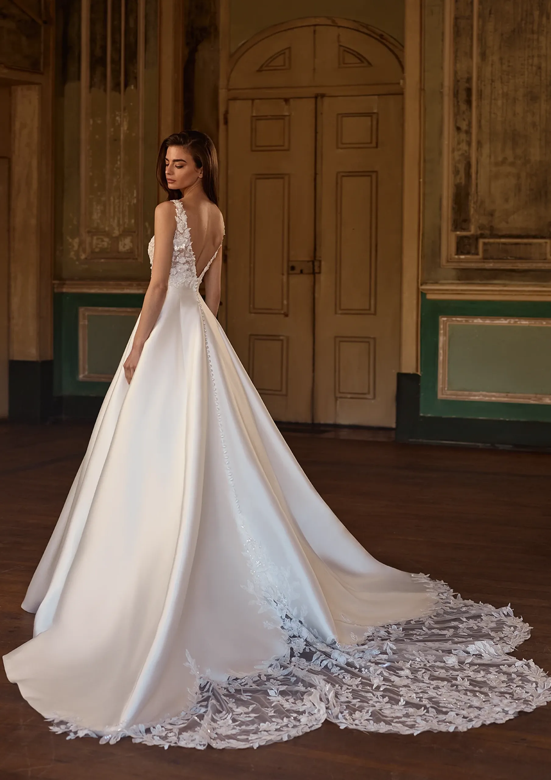 DOVIMA, Robe de mariée Alberto platachi à Mâcon