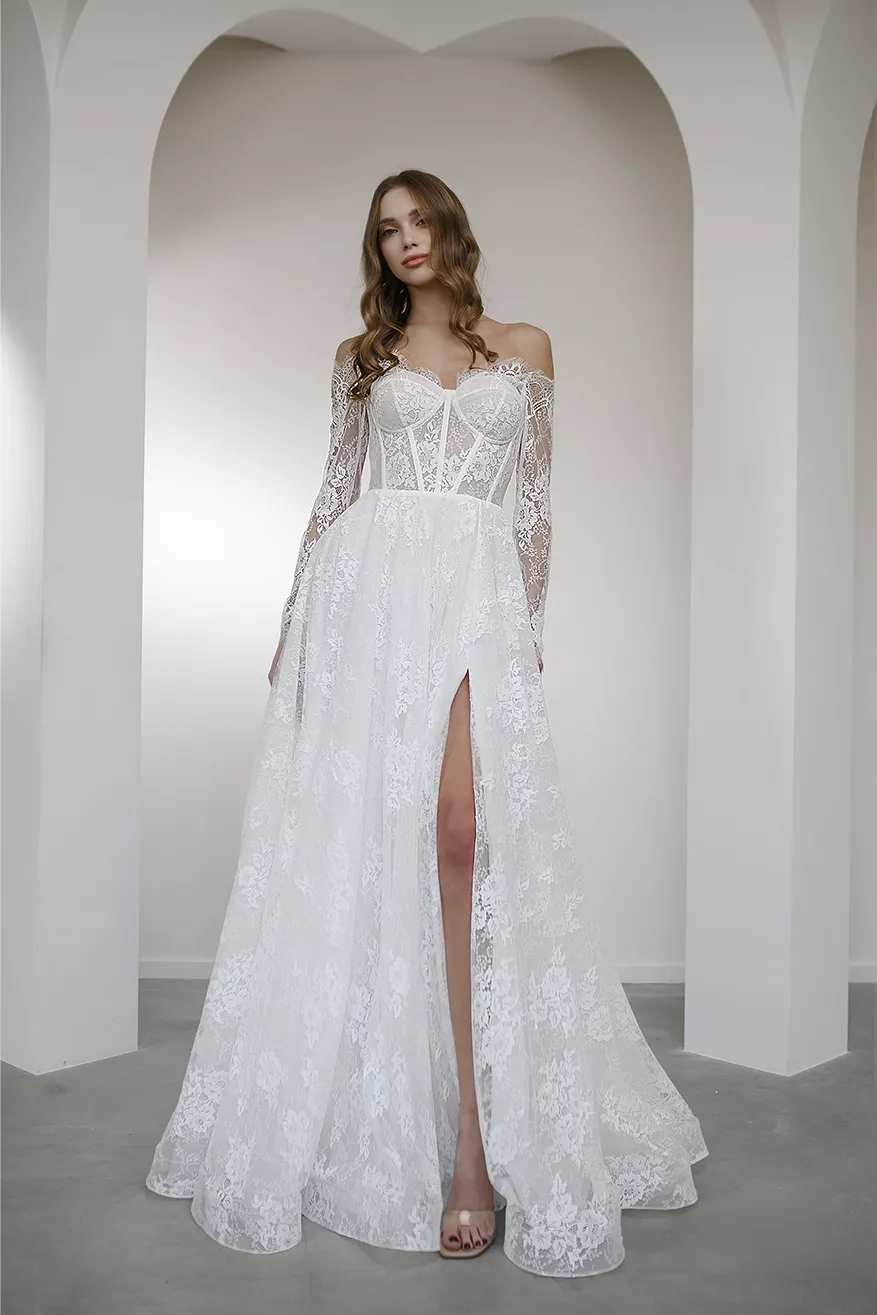 Demetria, Robe de mariée CHRISTINA BRIDAL à Mâcon