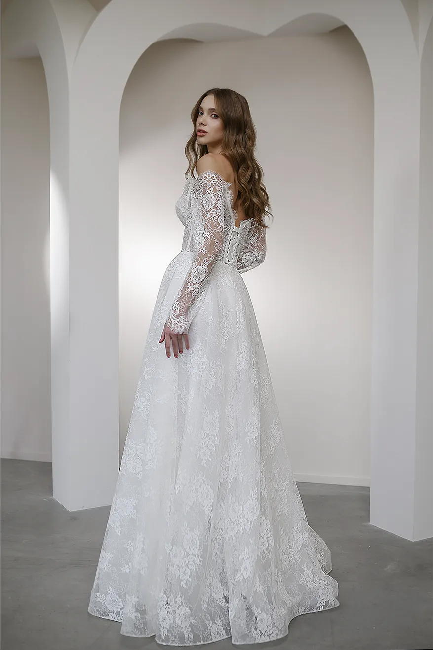 Demetria, Robe de mariée CHRISTINA BRIDAL à Mâcon