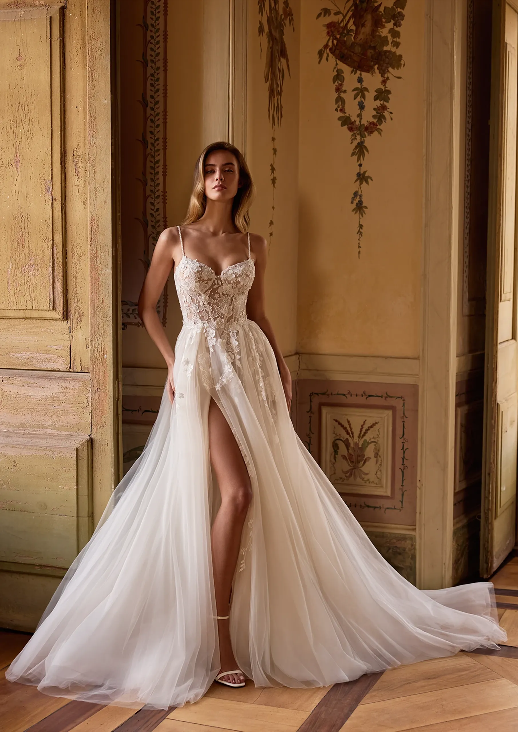 Iman, Robe de mariée Alberto platachi à Mâcon
