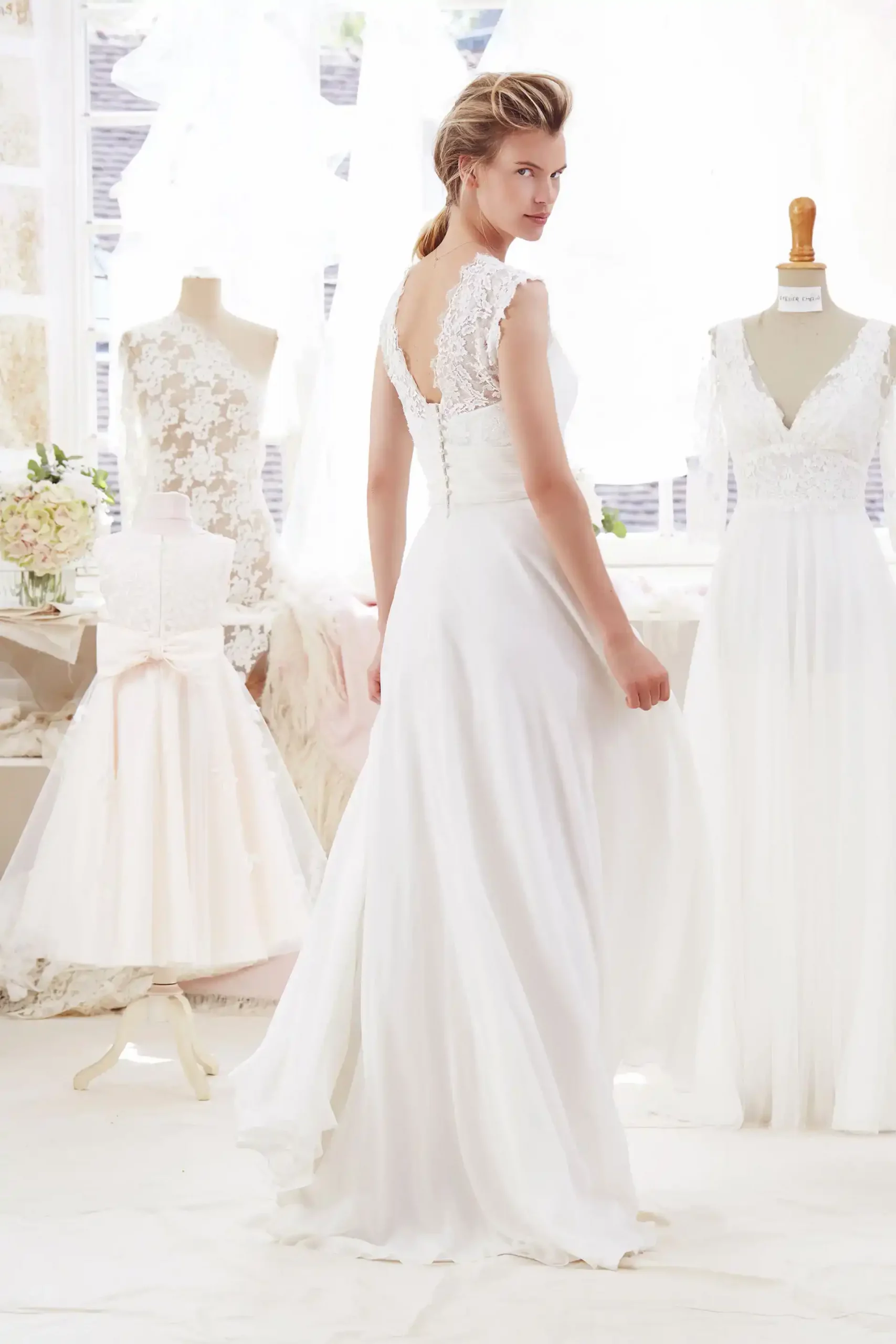 ALTEA, Robe de mariée ATELIER EMELIA MÂCON