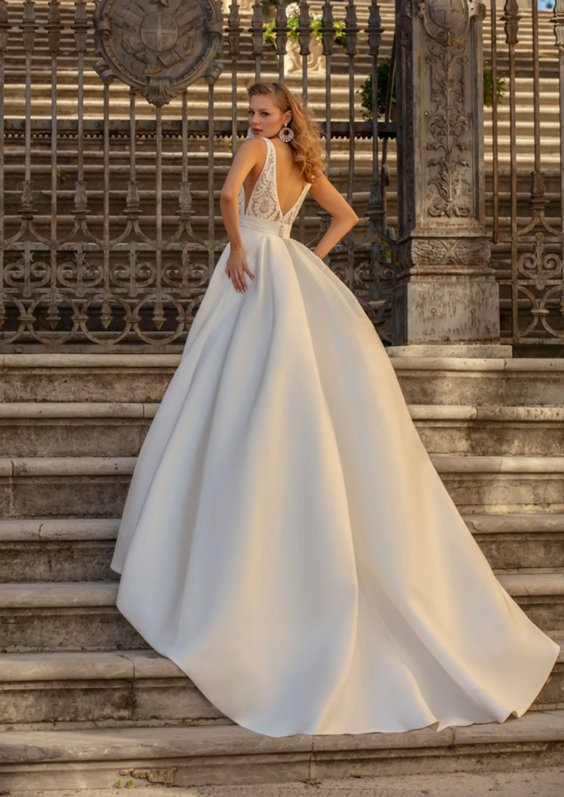 AVRIL, Robe de mariée Jarice à Mâcon
