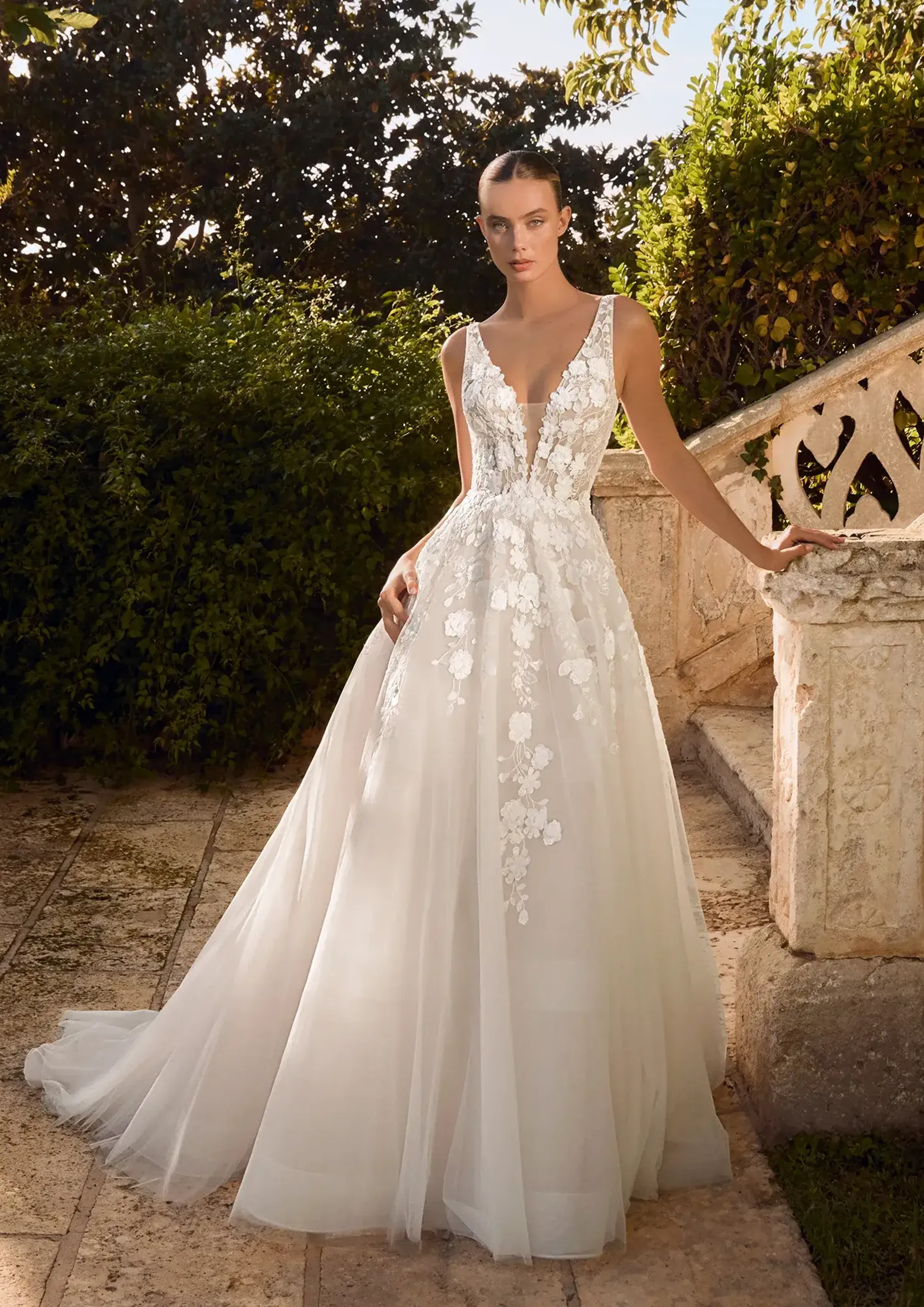 Lagertha, Robe de mariée Alberto platachi à Mâcon