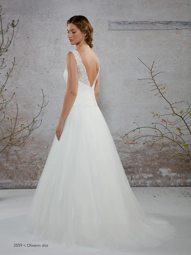 OLWEN, Robe de mariée CRÉATIONS BOCHET à Mâcon