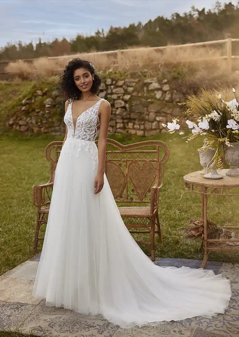 ELSKI, ROBE DE MARIÉE WHITE ONE Mâcon