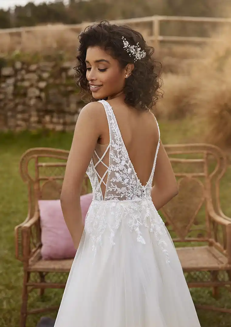 ELSKI, ROBE DE MARIÉE WHITE ONE Mâcon