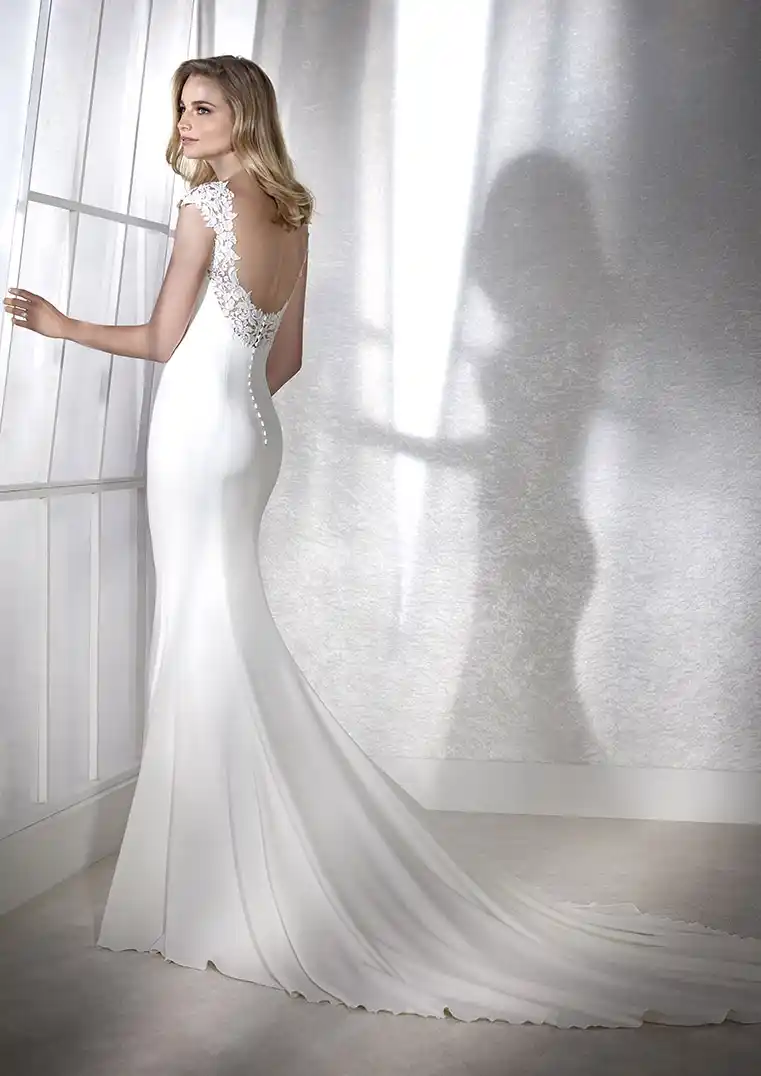 FIANA, ROBE DE MARIÉE WHITE ONE Mâcon