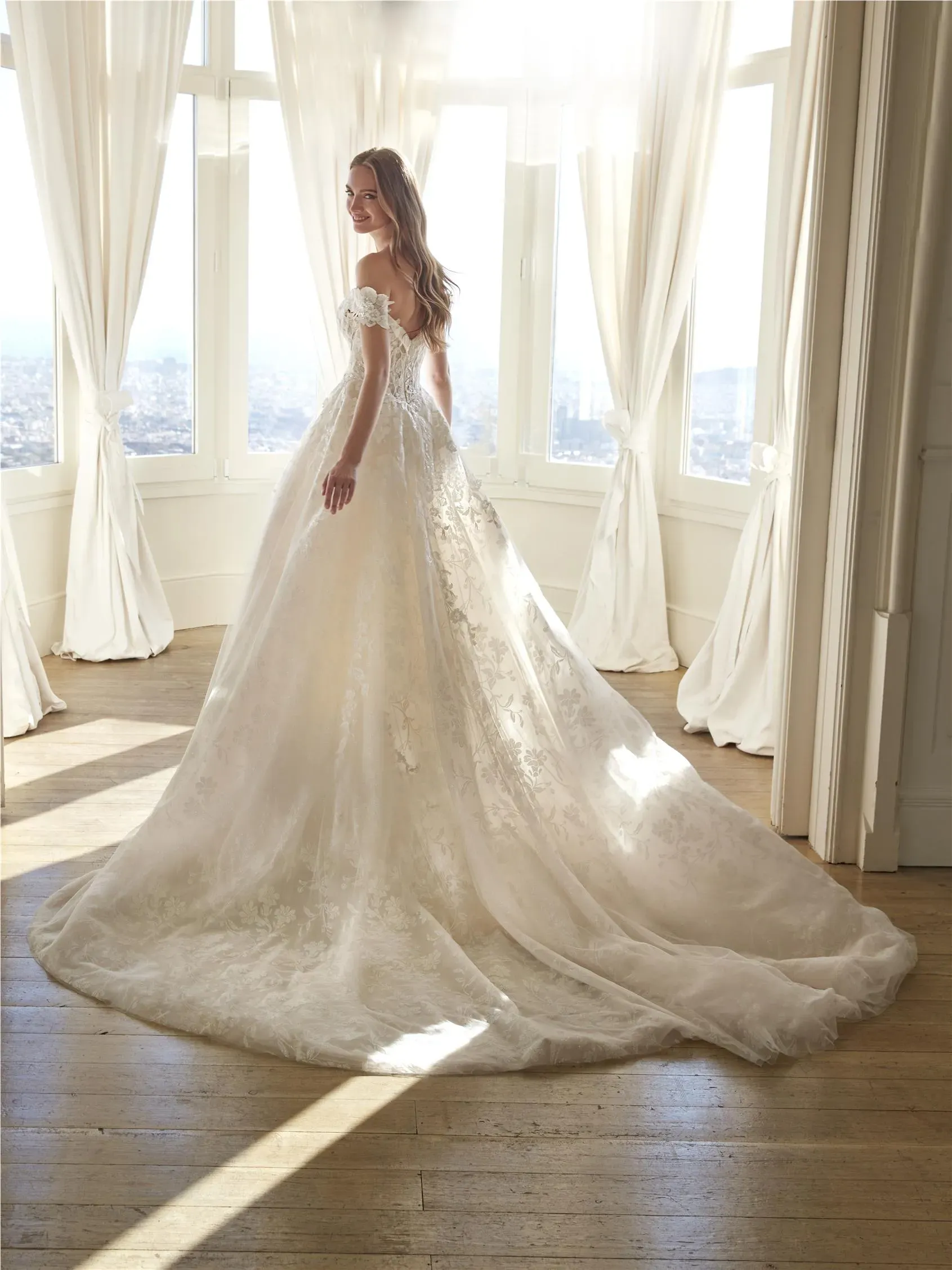 JUDDY, Robe de mariée PRONOVIAS Mâcon