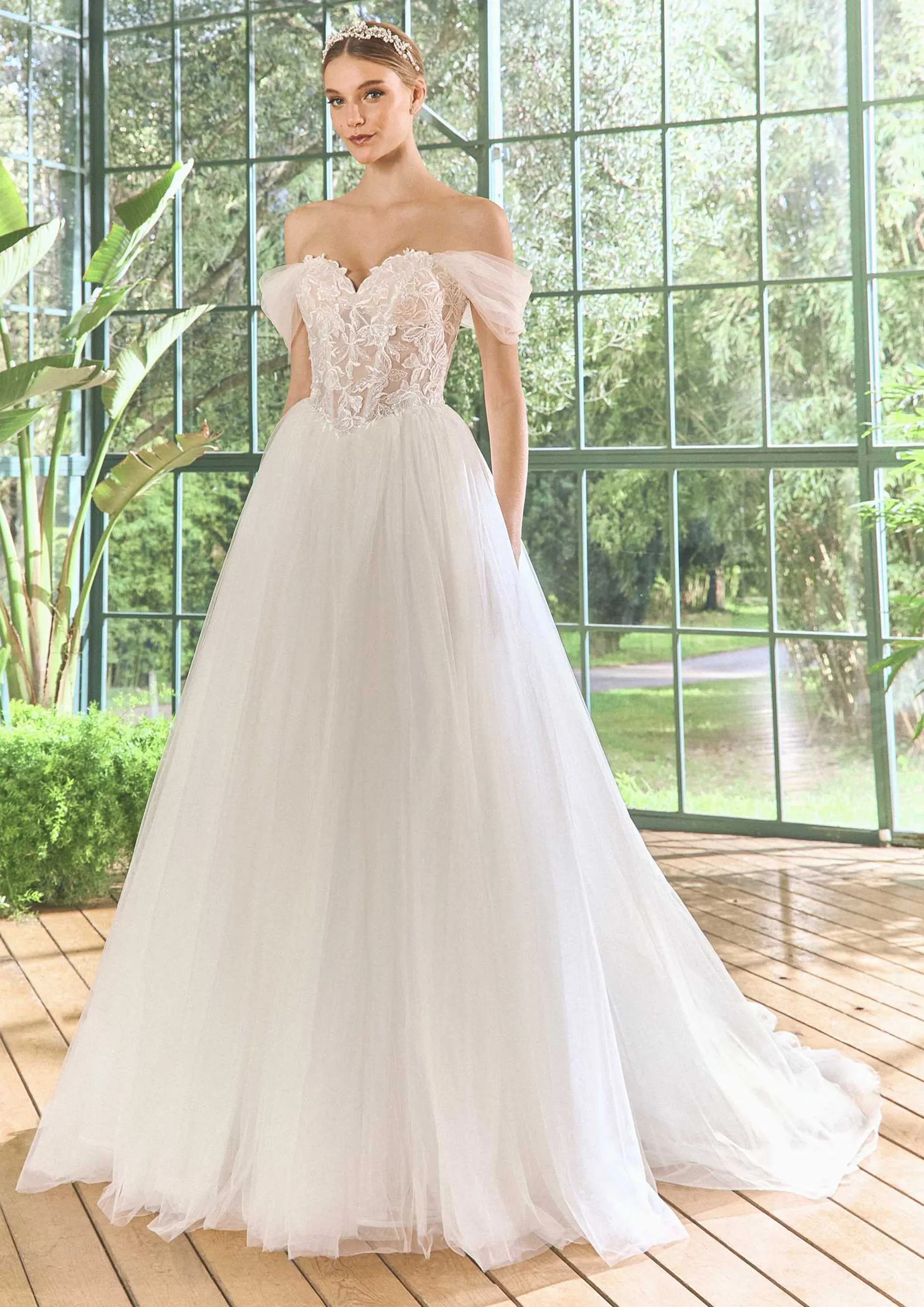 LYGIA, ROBE DE MARIÉE WHITE ONE Mâcon