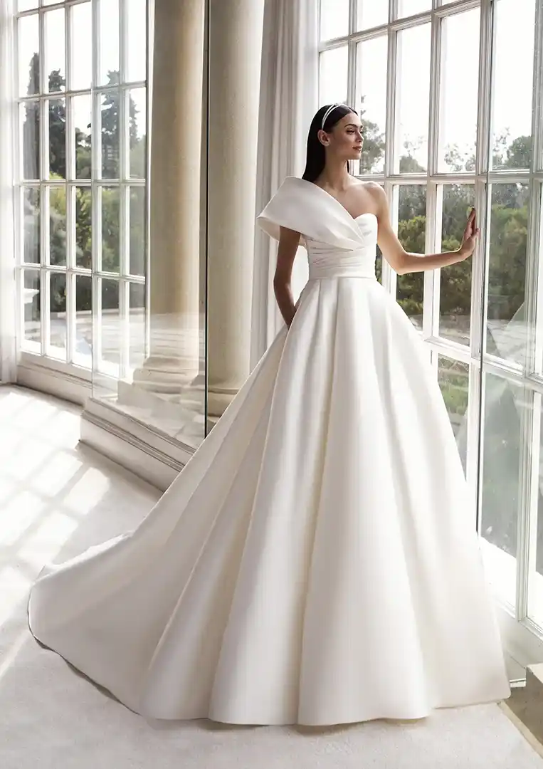 SEDNA, Robe de mariée PRONOVIAS Mâcon