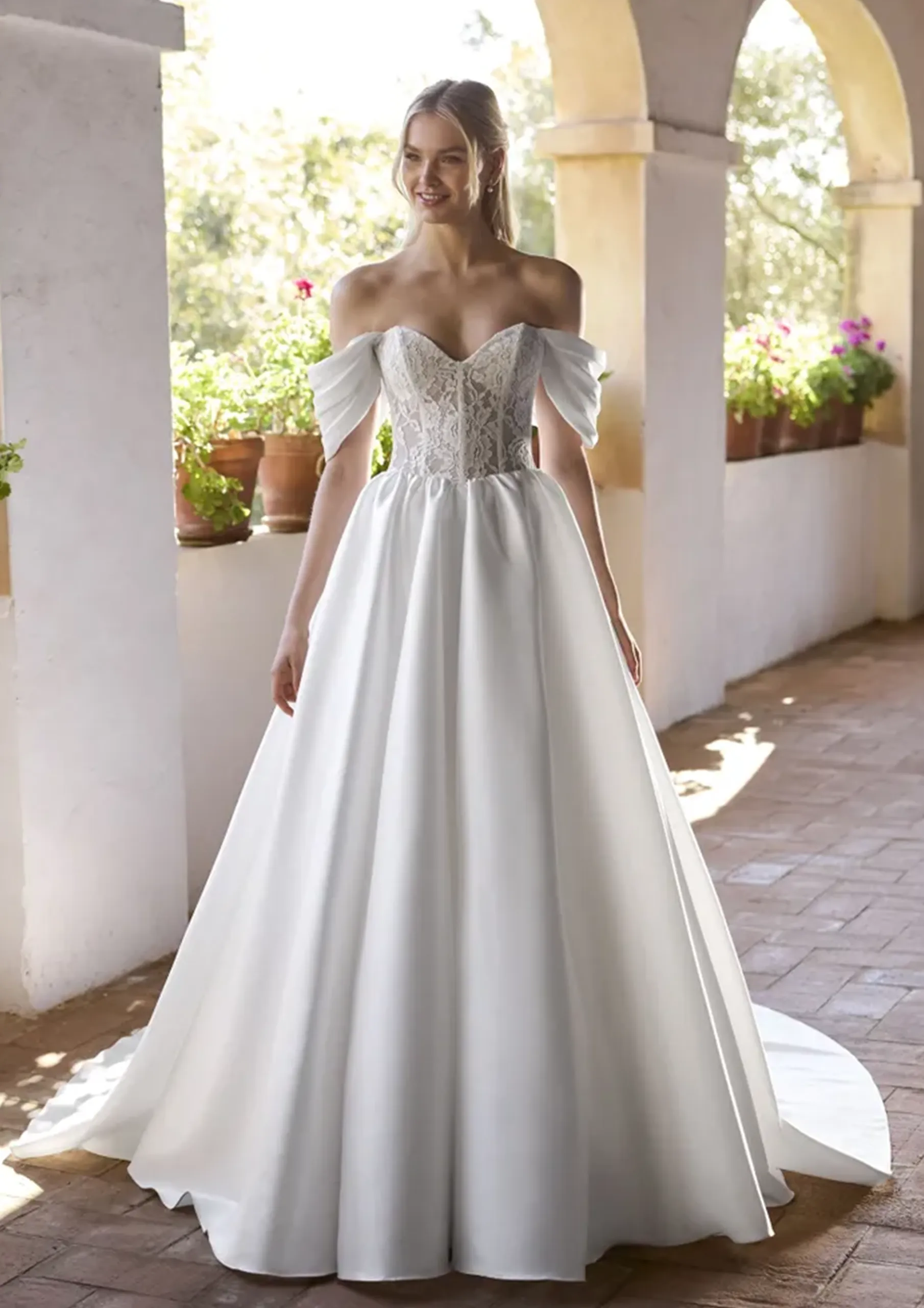 Tillary, ROBE DE MARIÉE WHITE ONE Mâcon
