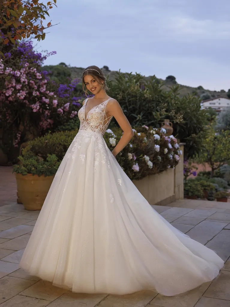 MATAI, ROBE DE MARIÉE WHITE ONE Mâcon